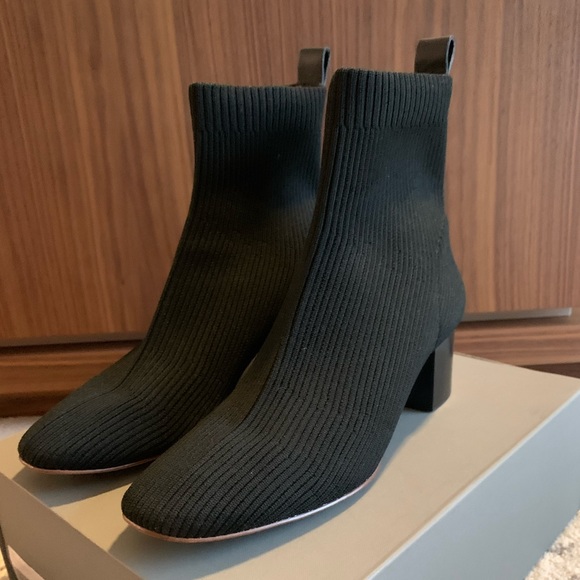Everlane | Shoes | Everlane Glove Boot 